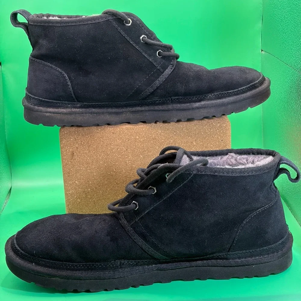 UGG Neumel 3236 Wool Lined Chukka Boots Mens 12 Black Suede Lace Up Wicking Shoe